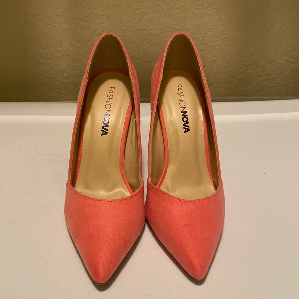 Fashion Nova Pink Coral size 5.5 heels